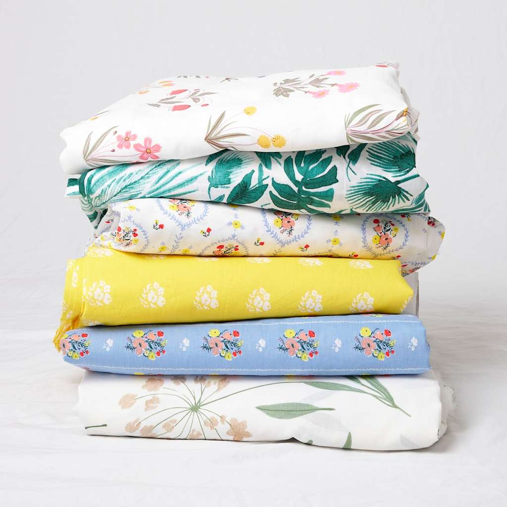 White Posies Sheet Set