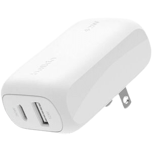 BELKING BOOSTCHARGE DUAL WALL CHARGER, 42W in WHITE