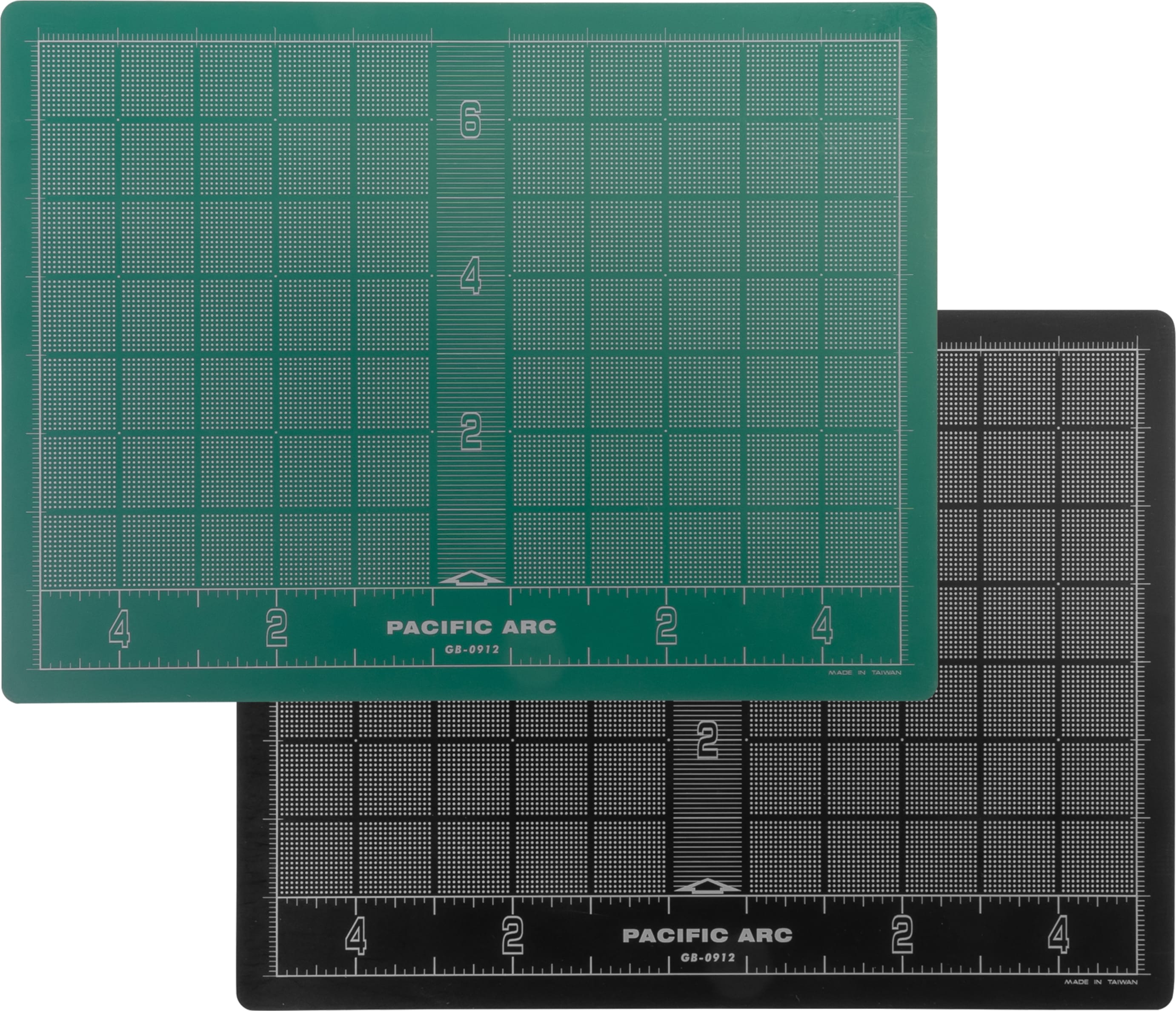 CUTTING MAT BLACK/GREEN 9X12